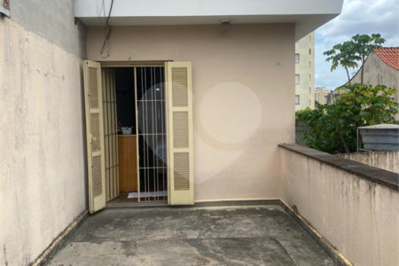 Sobrado à venda ou para alugar com 3 quartos, sendo 1 suíte, em Vila Carrão, São Paulo, SP