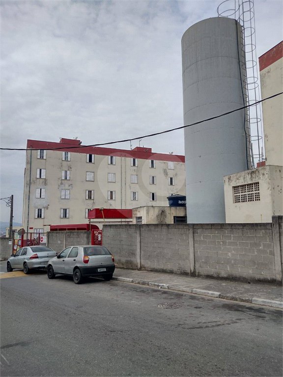 Apartamento à venda com 2 quartos em Jardim do Castelo, Ferraz de Vasconcelos, SP