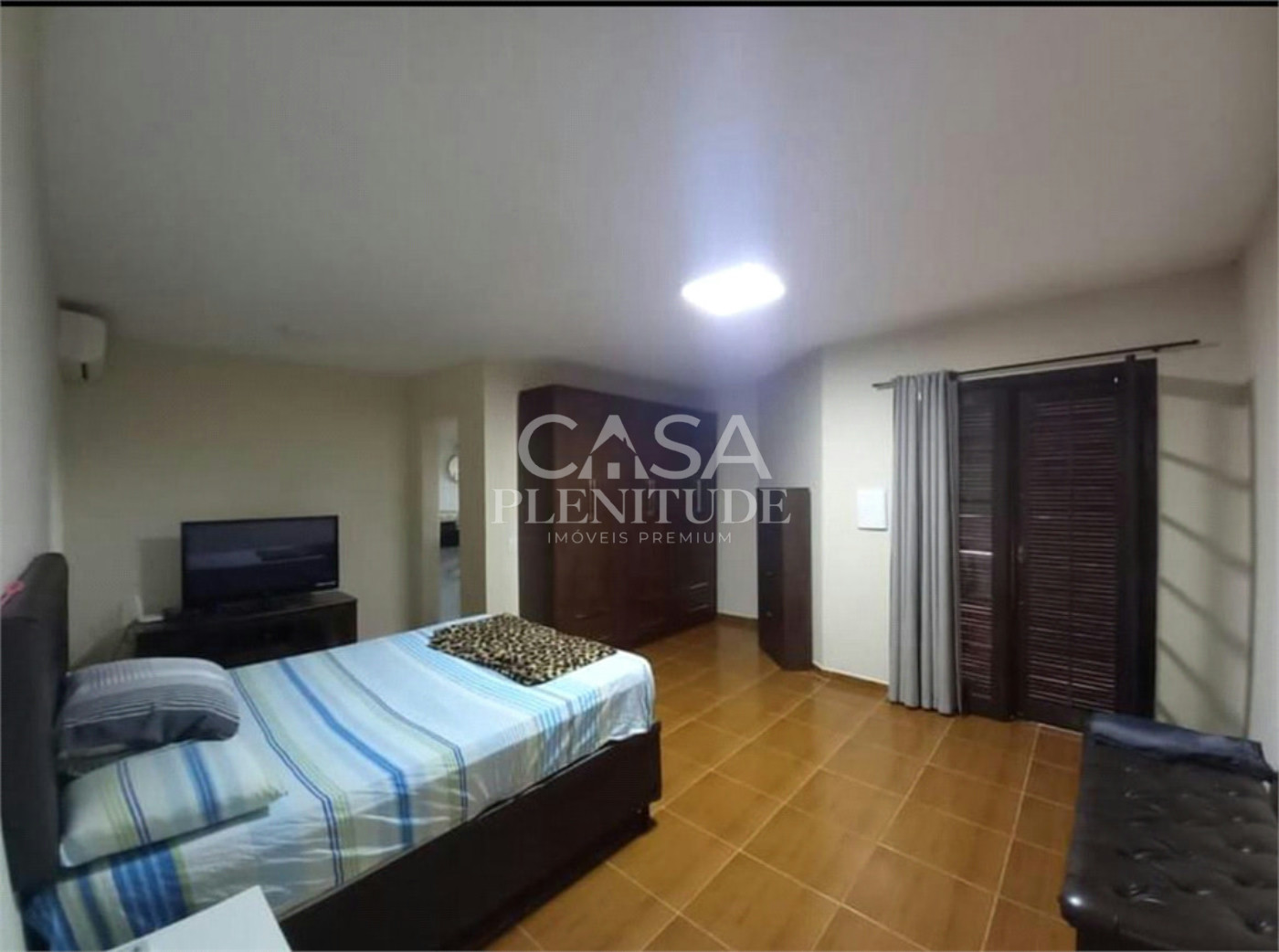 Sobrado à venda com 3 quartos, sendo 1 suíte, em Jardim Abaeté, Sorocaba, SP
