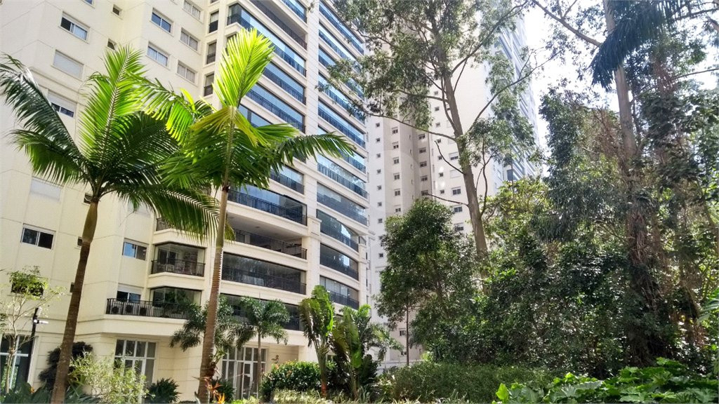 Apartamento à venda com 3 suítes em Jardim Marajoara, São Paulo, SP