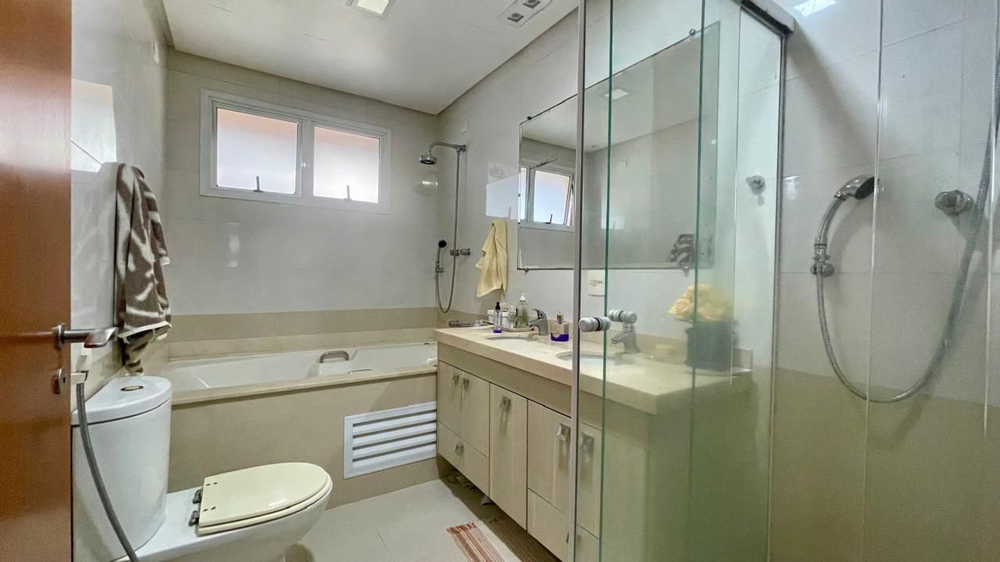 Apartamento com 4 dormitórios à venda, 217 m² por R$ 2.700.000,00 - Gonzaga - Santos/SP