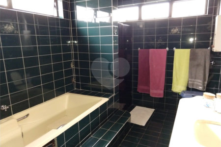 Casa à venda com 3 quartos, sendo 1 suíte,  em Jardim Brasil (zona Sul), São Paulo, SP