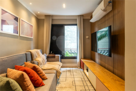 Apartamento à venda com 4 quartos, sendo 2 suítes,  em Vila Mariana, São Paulo, SP