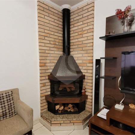 Sobrado à venda com 3 quartos, sendo 1 suíte, em Vila Romana, São Paulo, SP
