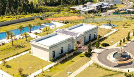 Terreno à venda no condomínio Villa dos Pinheiros, Indaiatuba - SP
