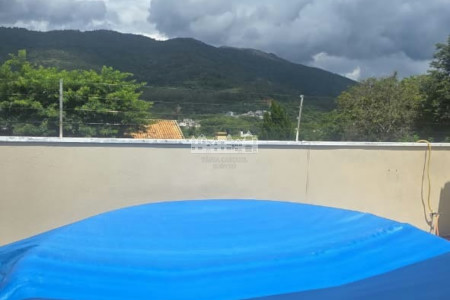 Casa térrea com vista para a Pedra Grande em Atibaia