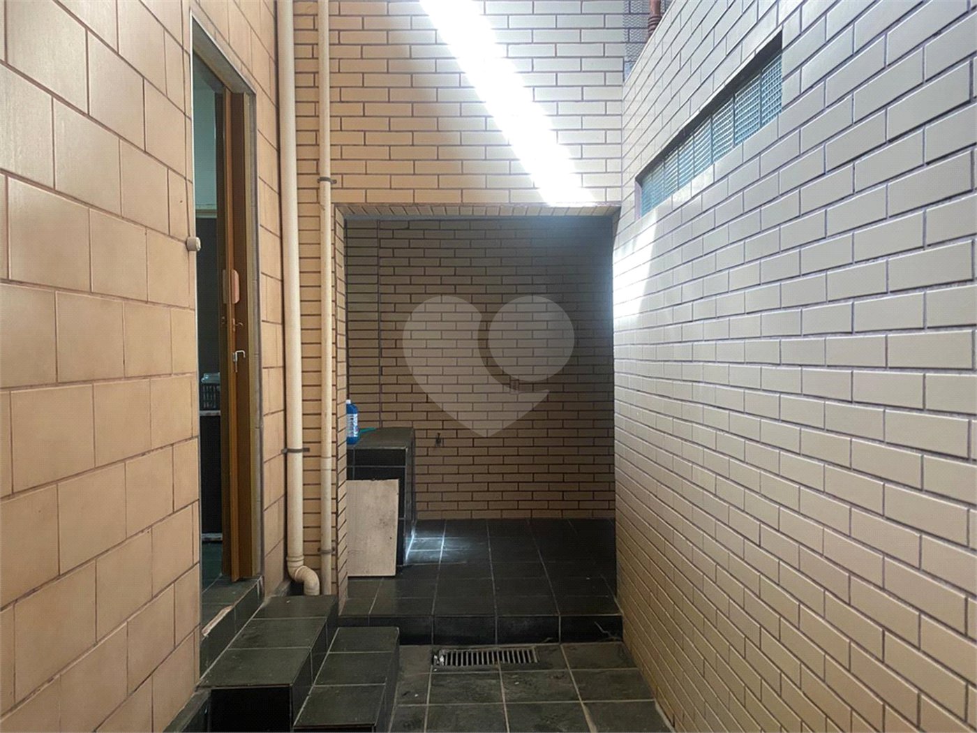 Casa à venda com 3 quartos, sendo 2 suítes, em Jardim do Papai, Guarulhos, SP