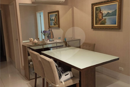 Apartamento à venda com 3 quartos, sendo 1 suíte, em Tatuapé, São Paulo, SP
