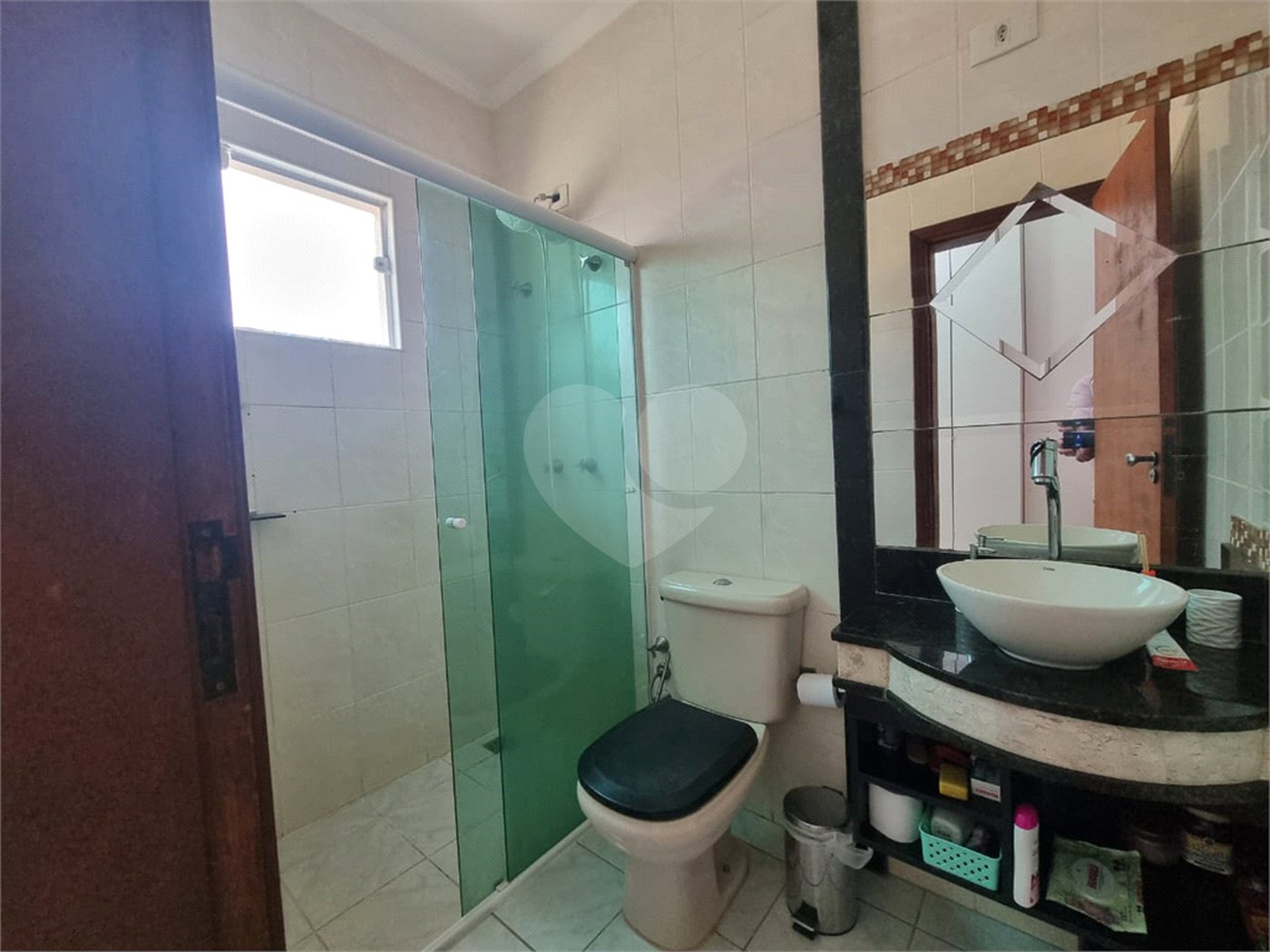 Casa à venda com 3 quartos, sendo 1 suíte,  no condomínio Bella Vista, Sorocaba - SP