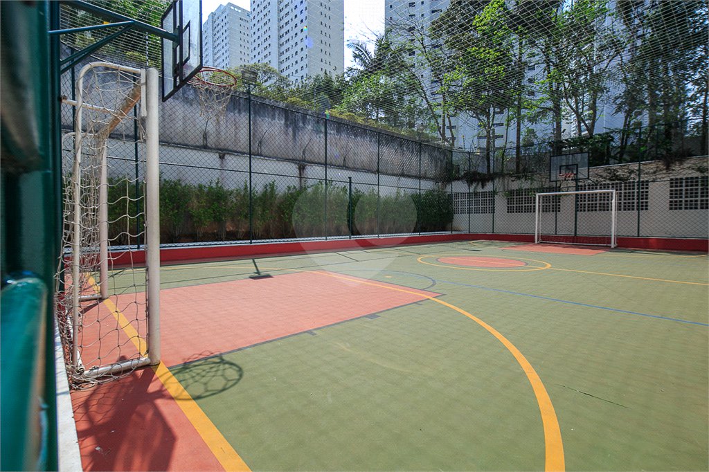 Apartamento à venda com 4 suítes em Vila Sofia, São Paulo, SP