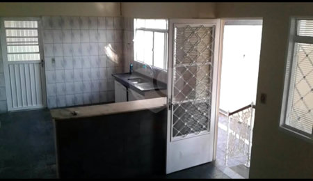 Sobrado à venda com 4 quartos, sendo 2 suítes,  em Jardim Regina, Indaiatuba, SP