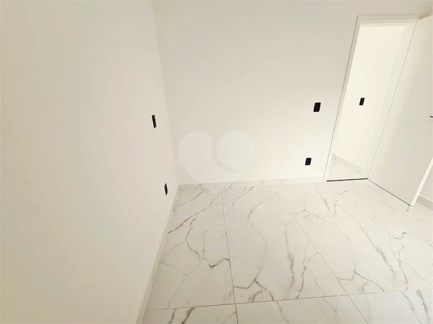 Sobrado à venda com 3 quartos, sendo 2 suítes, em Vila Guilherme, São Paulo, SP