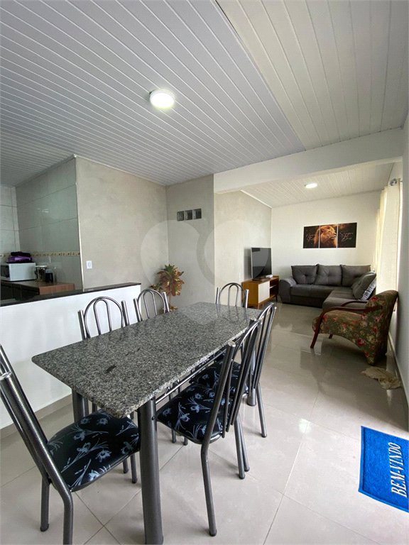 Casa à venda com 3 quartos, sendo 1 suíte, em Vila Vilma (mailasqui), São Roque, SP