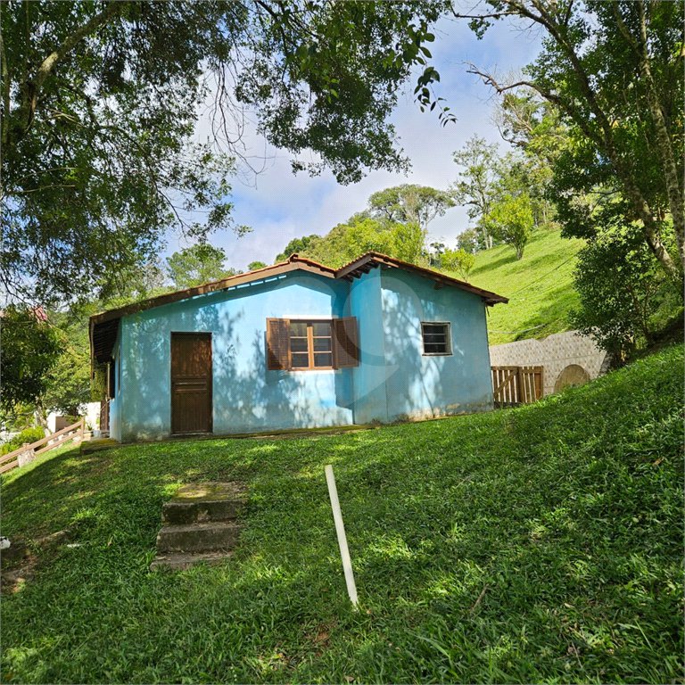 Sítio à venda com 2 quartos, sendo 1 suíte,  em Alto da Serra (mailasqui), São Roque, SP