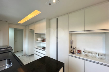 Apartamento à venda com 3 quartos, sendo 1 suíte, em Vila Leopoldina, São Paulo, SP