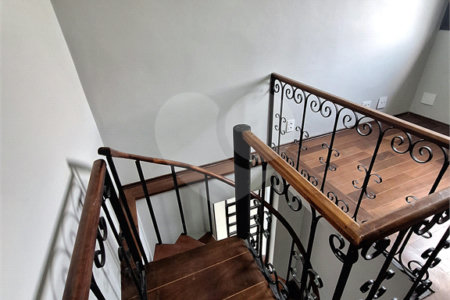 Casa para alugar com 5 quartos no Centro, Vinhedo, SP