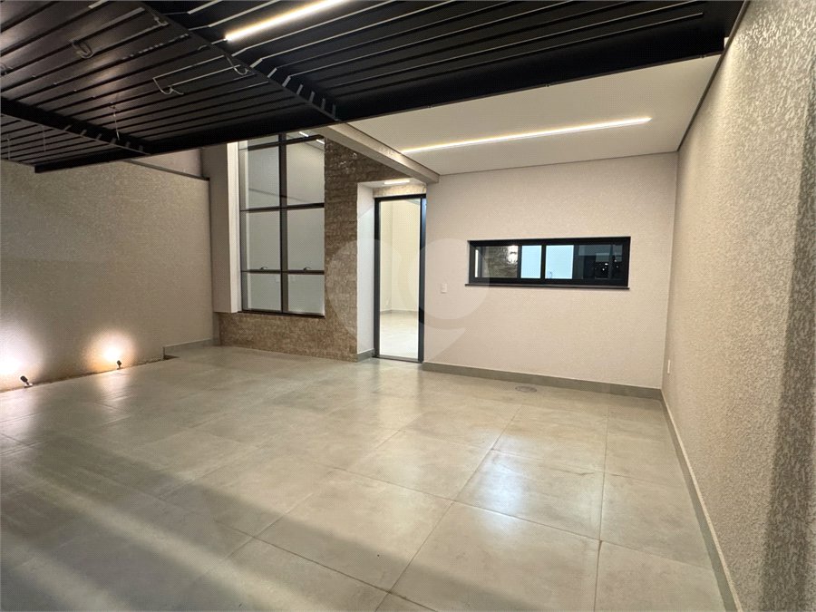Casa à venda com 3 quartos, sendo 1 suíte, em Jardim Bom Sucesso, Indaiatuba, SP
