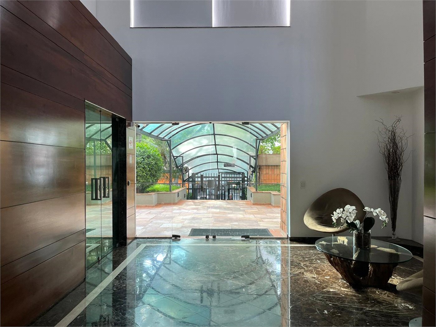 Apartamento à Venda 220m² Moema 4 Quartos