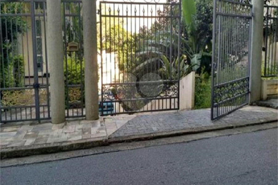 Sobrado à venda com 6 suítes em Tremembé, São Paulo, SP