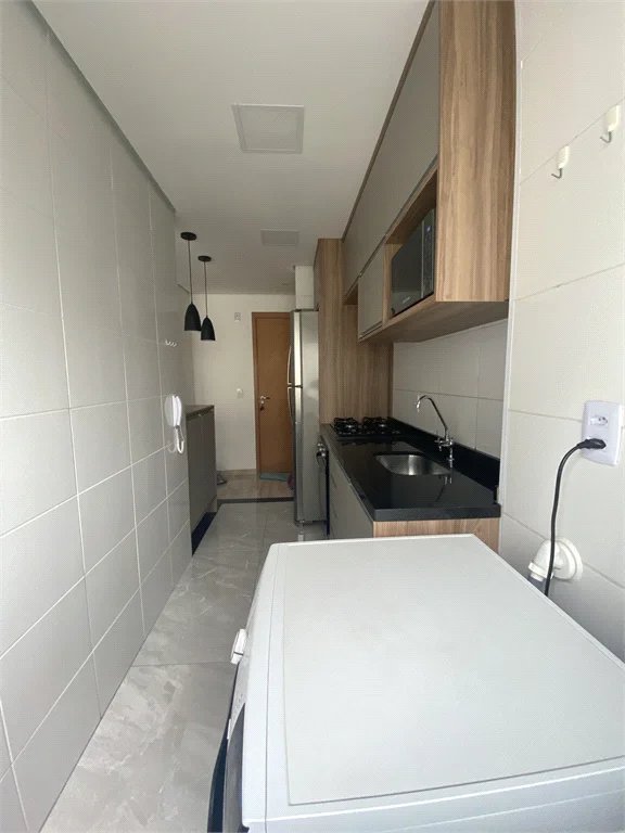 Apartamento à venda com 2 quartos em Parque Reboucas, São Paulo, SP