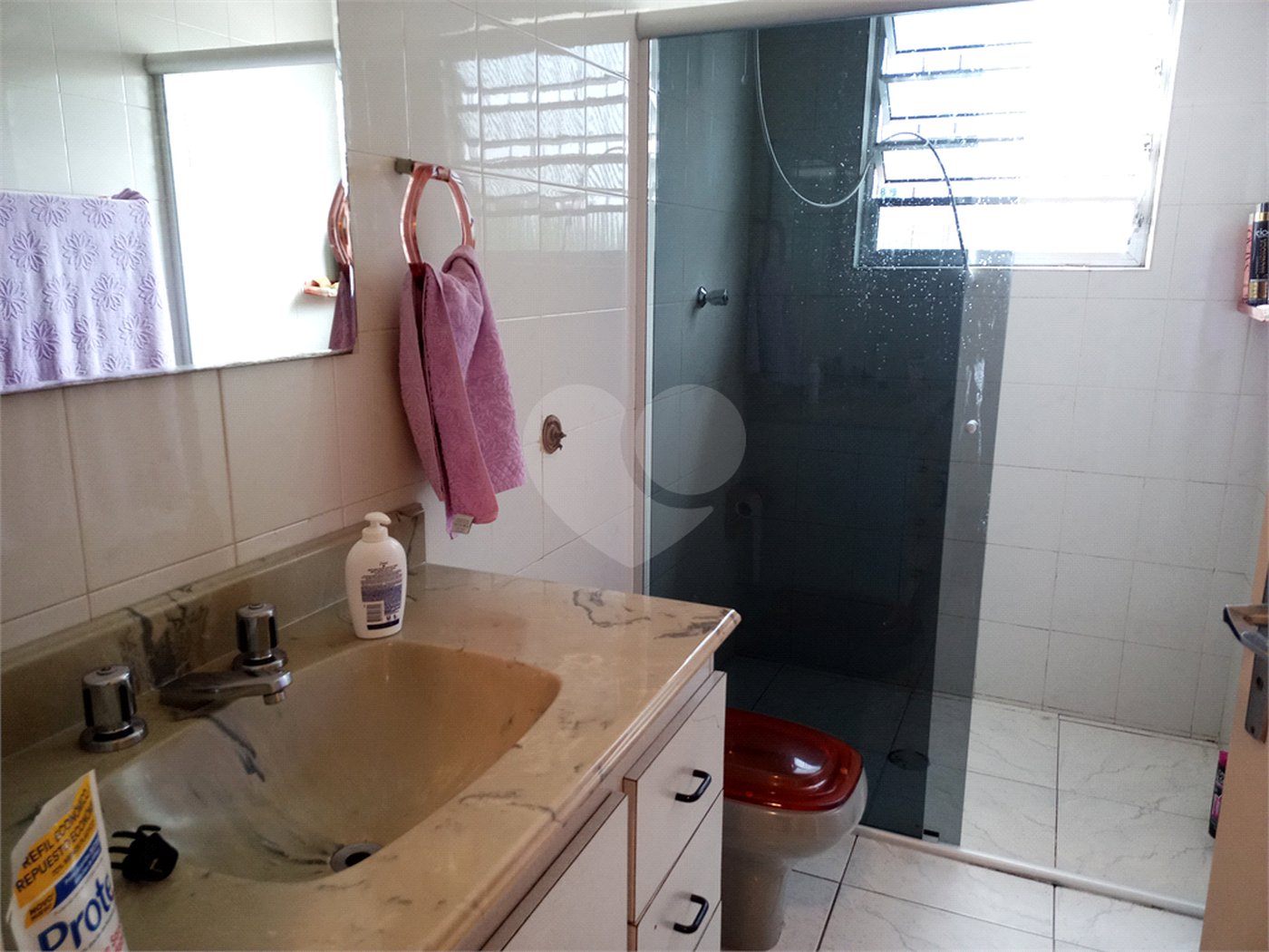 Sobrado à venda com 4 quartos em Horto, São Paulo, SP