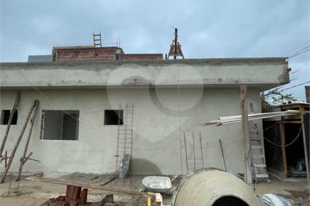 Casa à venda com 3 quartos, sendo 2 suítes, no condomínio Grand Park, Rio de Janeiro - RJ