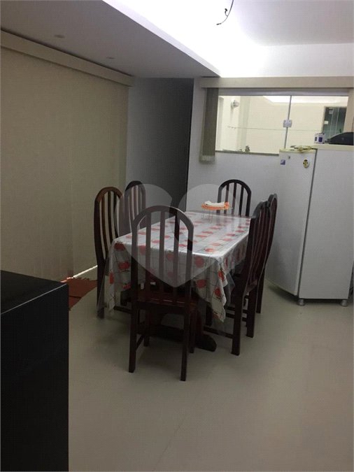 Apartamento à venda com 3 quartos, sendo 1 suíte, em Vila Nova, Cabo Frio, RJ