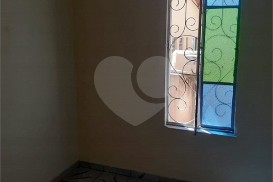 Sobrado à venda com 6 quartos, sendo 1 suíte,  em Jardim Las Vegas, Guarulhos, SP
