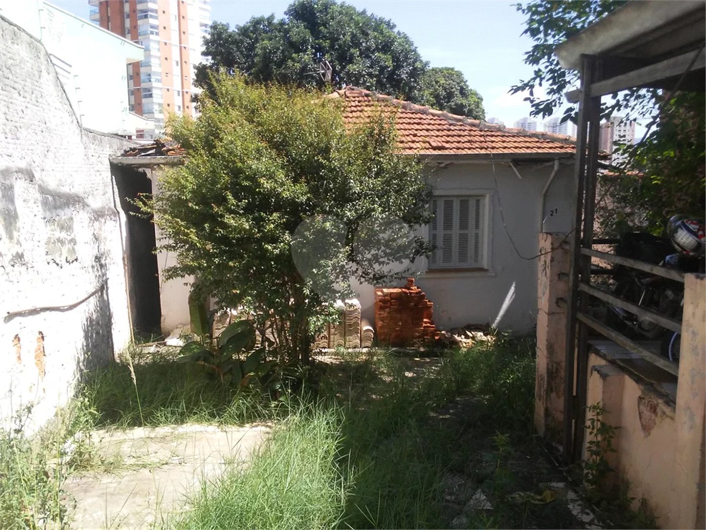 Terreno à venda com 3 quartos em Chora Menino, São Paulo, SP
