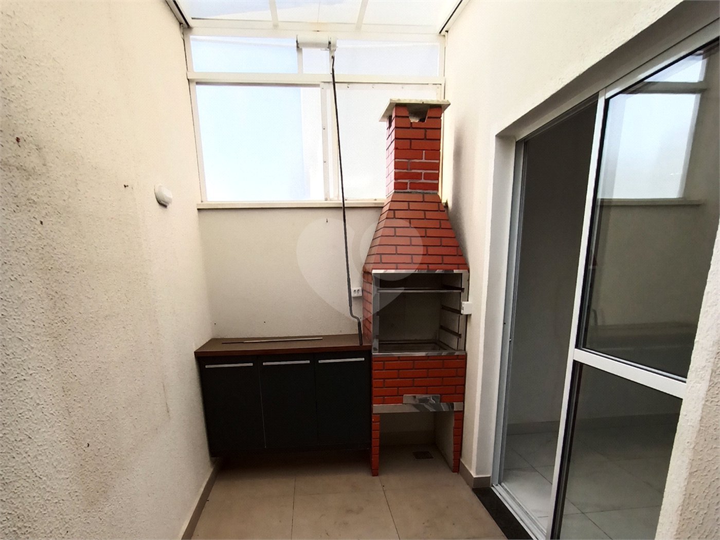 Casa à venda com 2 suítes no condomínio Residencial Américo Figueiredo, Sorocaba - SP