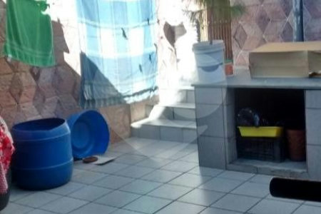 Casa à venda com 4 quartos, sendo 1 suíte, em Parque Vitória, São Paulo, SP