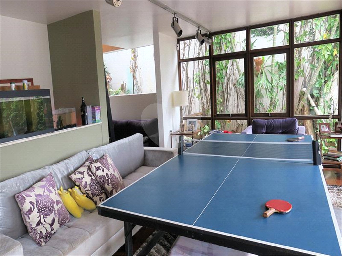 Casa à venda com 4 quartos, sendo 2 suítes, em Jardim Leonor, São Paulo, SP