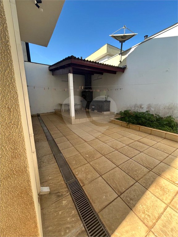 Casa à venda com 4 quartos, sendo 3 suítes,  no condomínio Mosaico da Serra, Mogi das Cruzes - SP