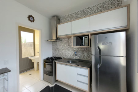 Casa à venda com 2 quartos no condomínio Novo Horizonte, Itapetininga - SP