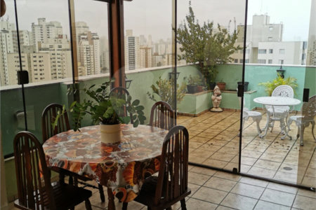 Cobertura à venda com 3 quartos em Vila Gumercindo, São Paulo, SP
