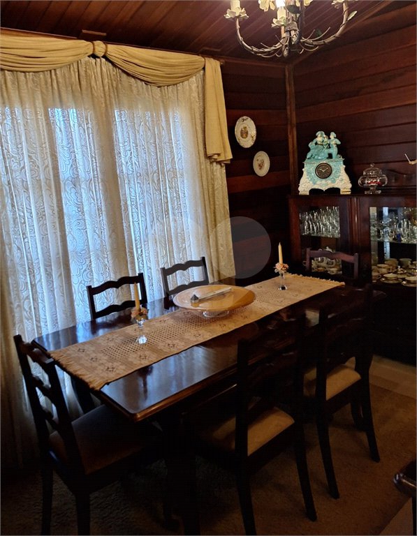 Casa em condomínio à venda com 4 quartos, sendo 2 suítes, no Centro, Bom Jesus dos Perdões, SP