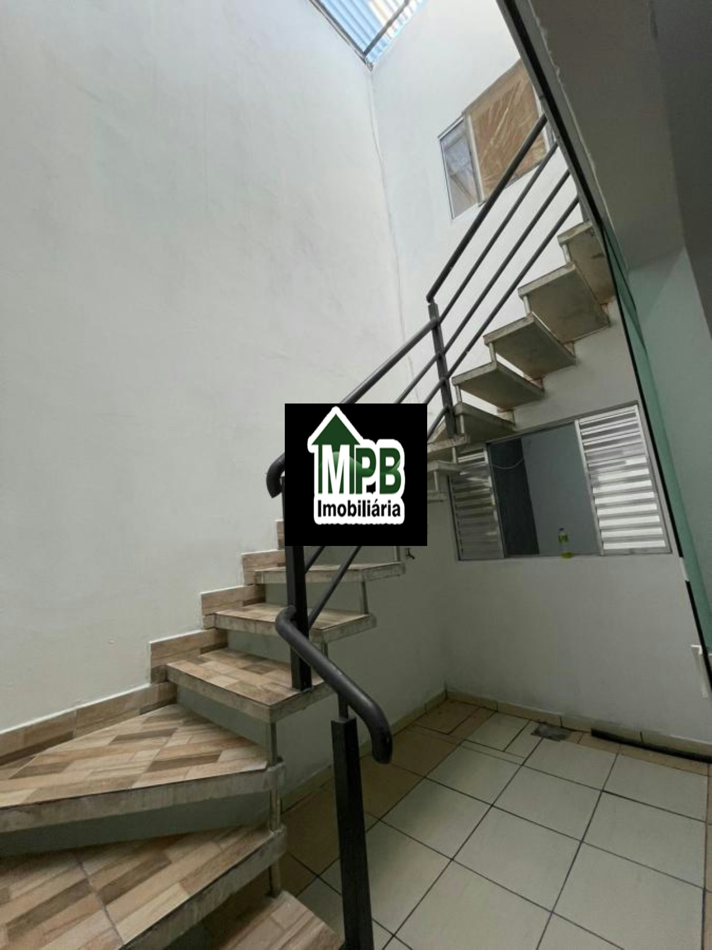 Sobrado à venda com 4 quartos, sendo 1 suíte, em Jardim Alpes de Sorocaba, Sorocaba, SP
