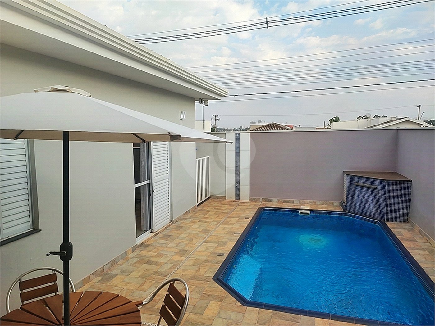 Casa à venda com 3 suítes em Jardim dos Flamboyants, Araraquara, SP