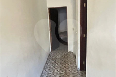 Sobrado à venda com 5 quartos em Pununduva, Cotia, SP