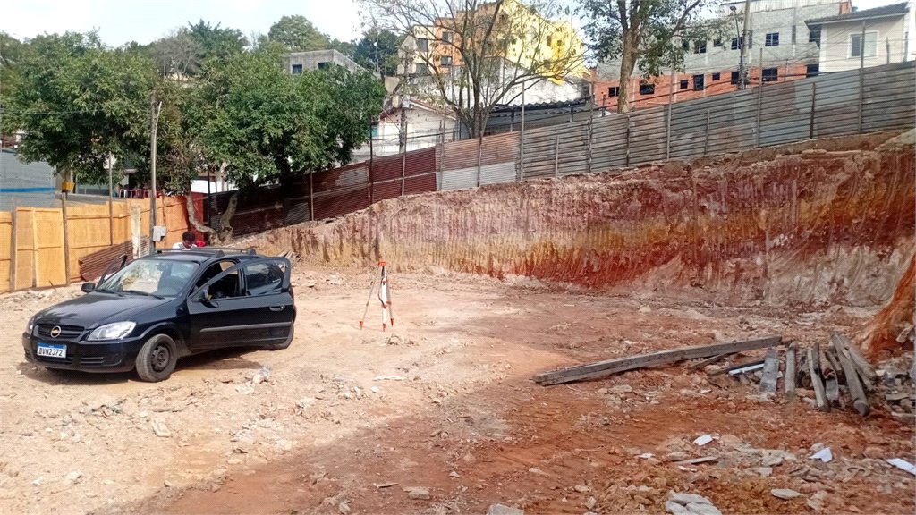 Terreno à venda em Jardim Ubirajara (zona Sul), São Paulo, SP