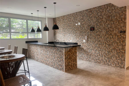 Apartamento à venda com 2 quartos, sendo 1 suíte,  em Loteamento Mogilar, Mogi das Cruzes, SP