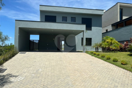 Casa à venda com 4 suítes no condomínio Villas do Golf, Itu - SP