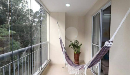 Apartamento à venda com 3 quartos, sendo 1 suíte,  em Vila Andrade, São Paulo, SP