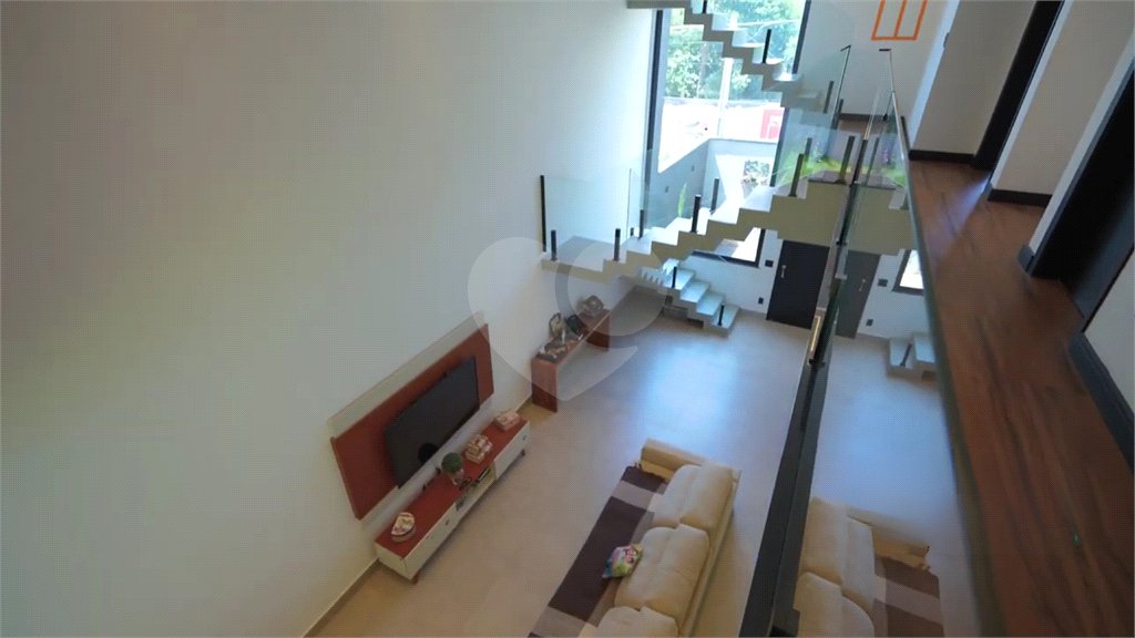 Casa à venda com 3 suítes em Pinheirinho, Vinhedo, SP