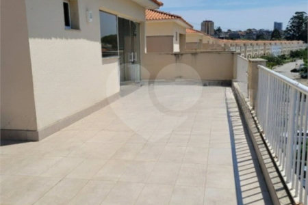 Casa à venda com 3 quartos, sendo 1 suíte, no condomínio Terrara, São Paulo - SP