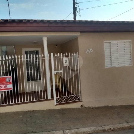 Casa à venda com 3 quartos em Vila Santana, Itapetininga, SP