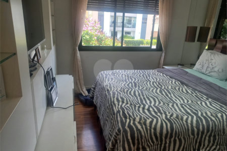 Apartamento à venda com 3 suítes em Vila Pompéia, São Paulo, SP