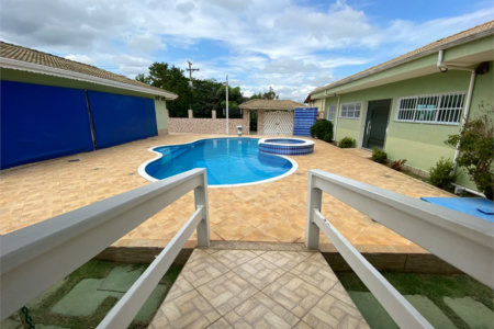 Casa à venda com 6 quartos, sendo 1 suíte, no condomínio Horizonte Azul I, Itupeva - SP