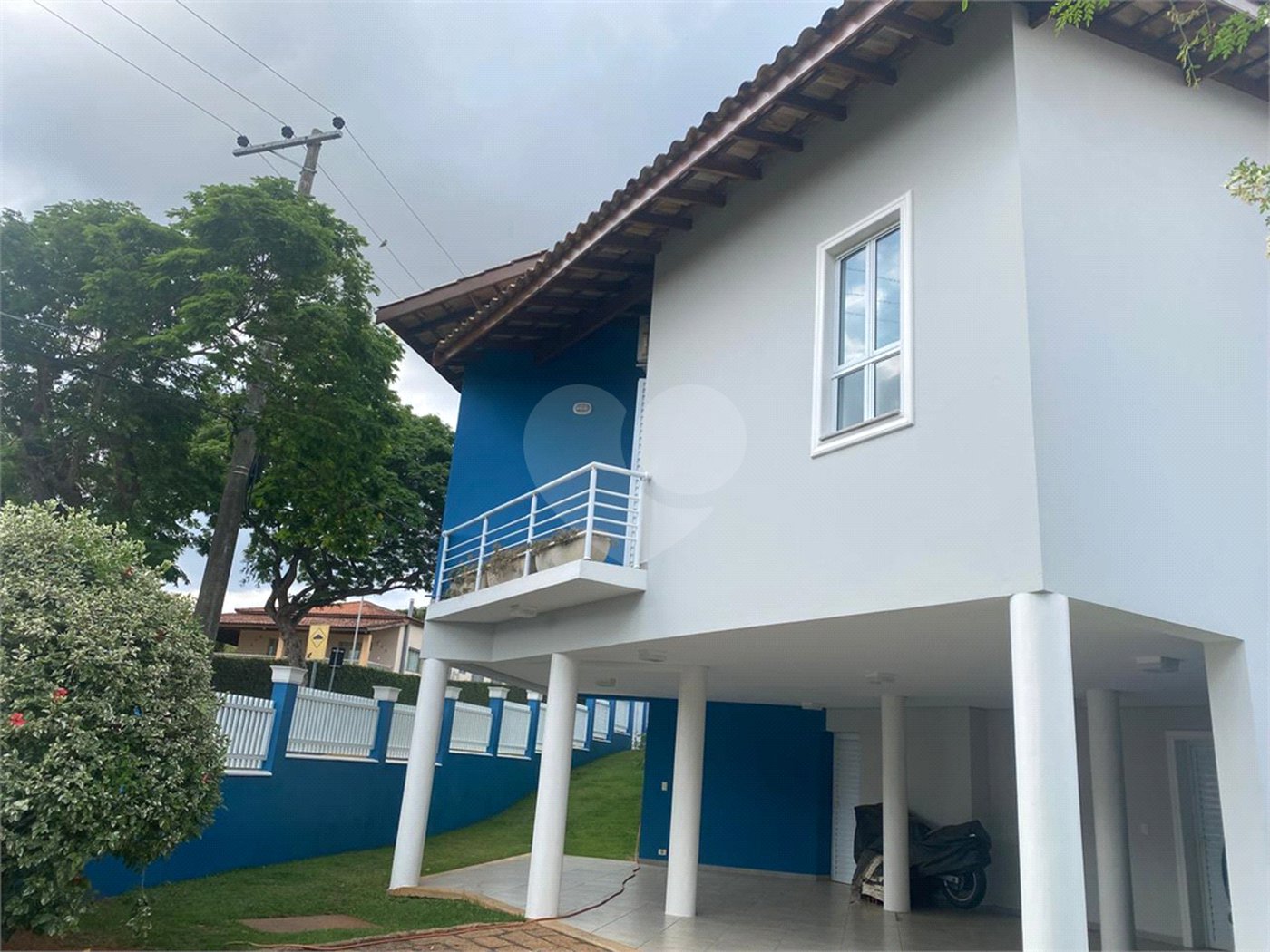 Casa à venda com 5 quartos, sendo 3 suítes, no condomínio Zuleika Jabour, Salto - SP