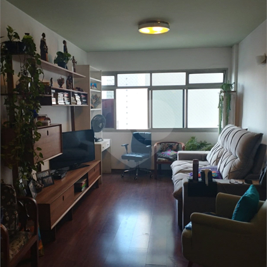 Apartamento à venda com 3 quartos, sendo 1 suíte, em Sumaré, São Paulo, SP